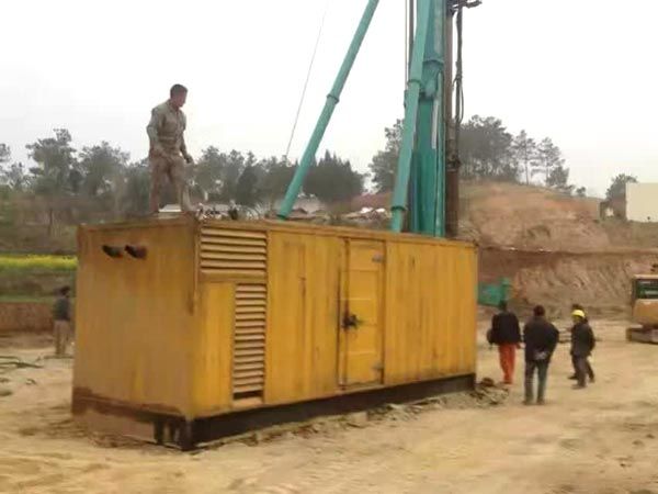 牟平如何判断水冷式机油散热器密封件是否需要更换？